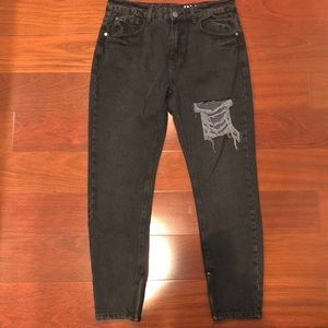 Super dark wash boyfriend jeans